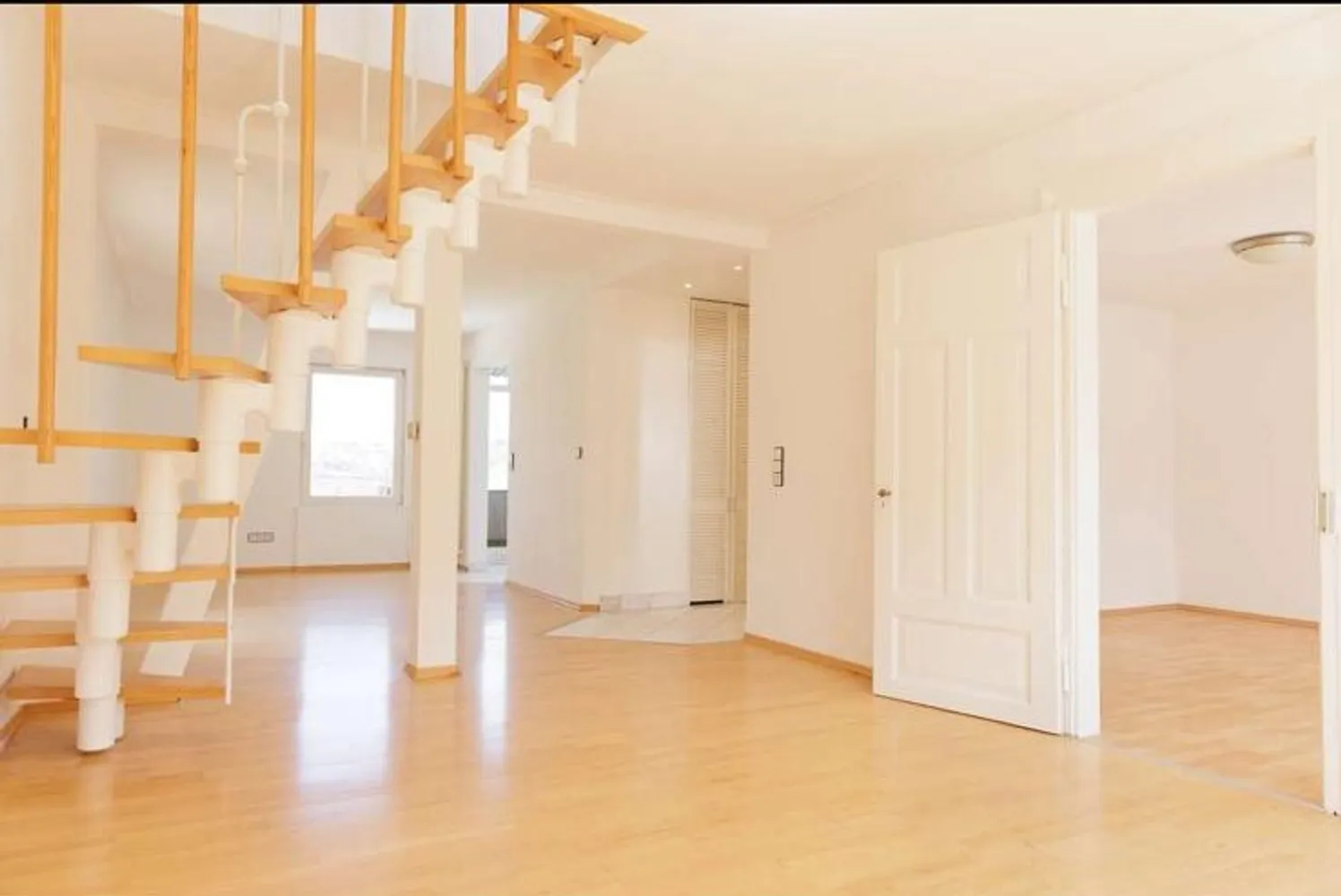5 Zimmer Wohnung mit 105 m² in Stuttgart – Bild 10