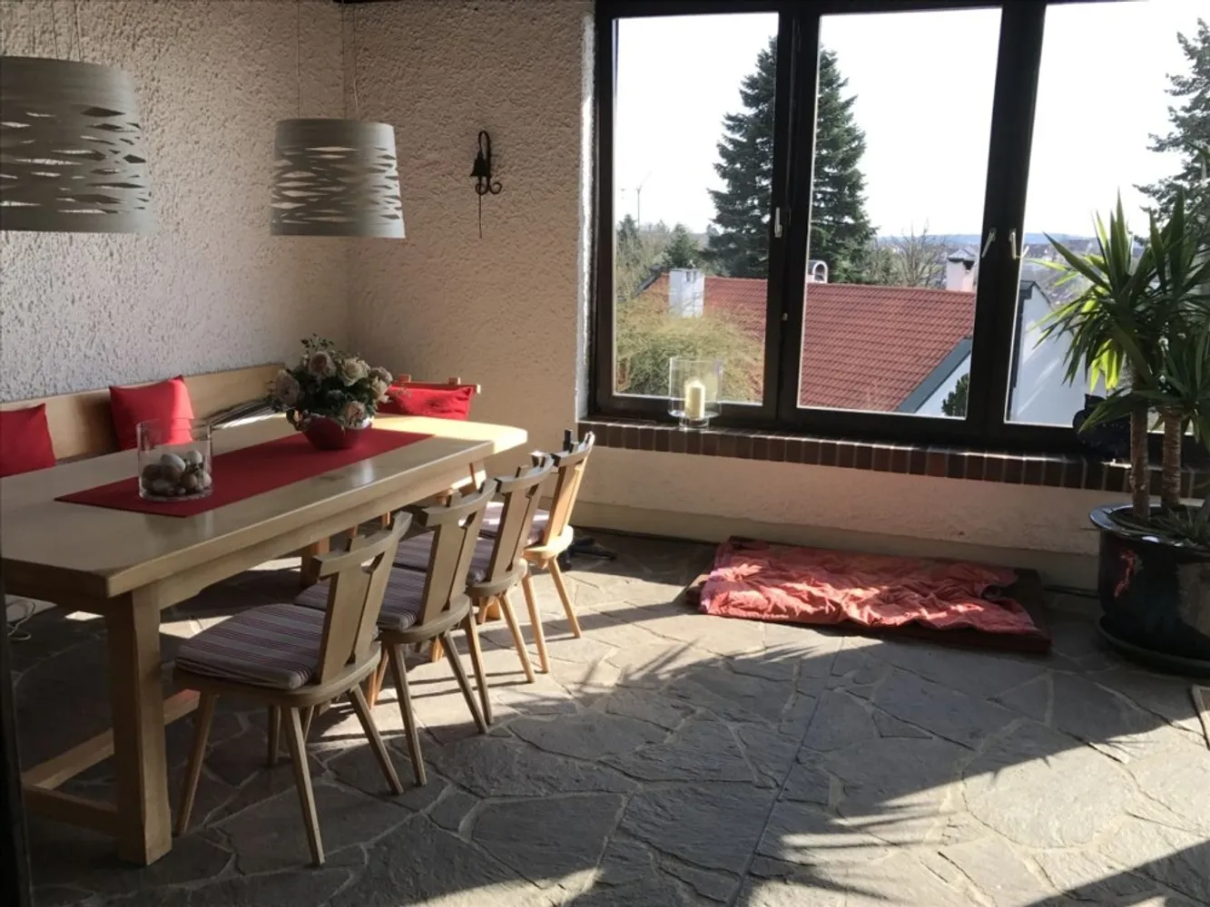 6 Zimmer Haus mit 235 m² in Landshut – Bild 2