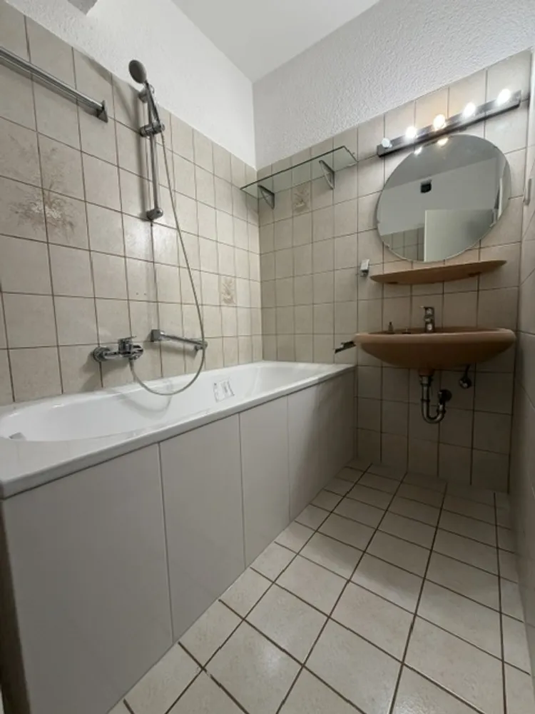 2 Zimmer Wohnung mit 55 m² in Düsseldorf – Bild 5