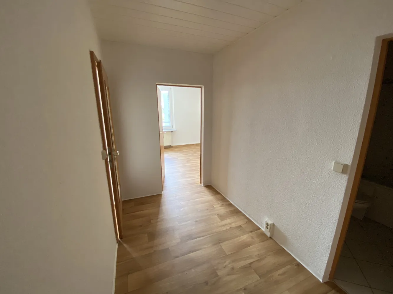 2 Zimmer Wohnung mit 54 m² in Suhl – Bild 7