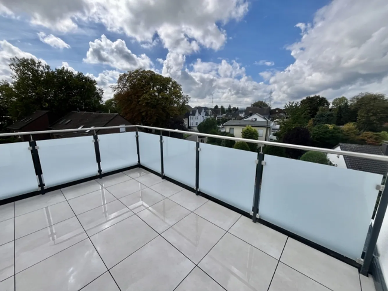 3 room apartment with 95 m² in Cologne – Photo 1