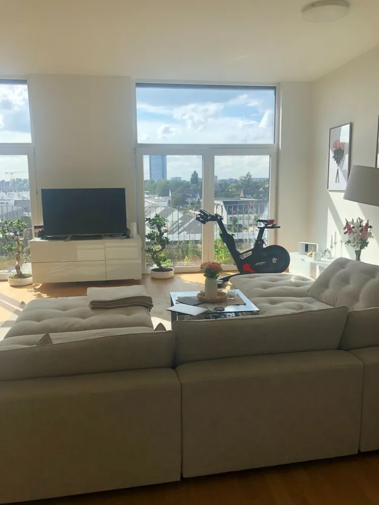 4 Zimmer Wohnung mit 151 m² in Düsseldorf – Bild 5