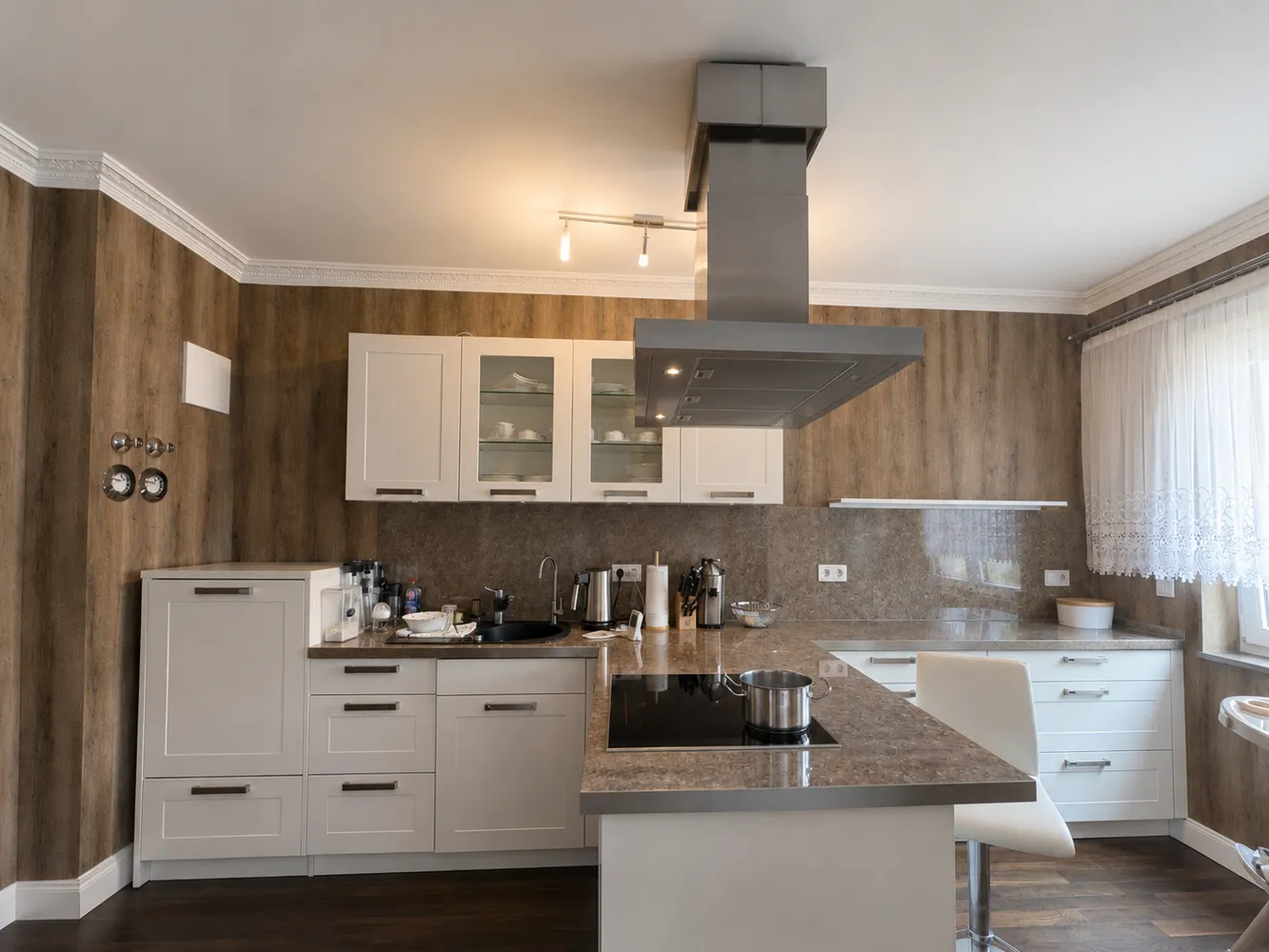 5 room apartment with 181 m² in Magdeburg – Photo 2