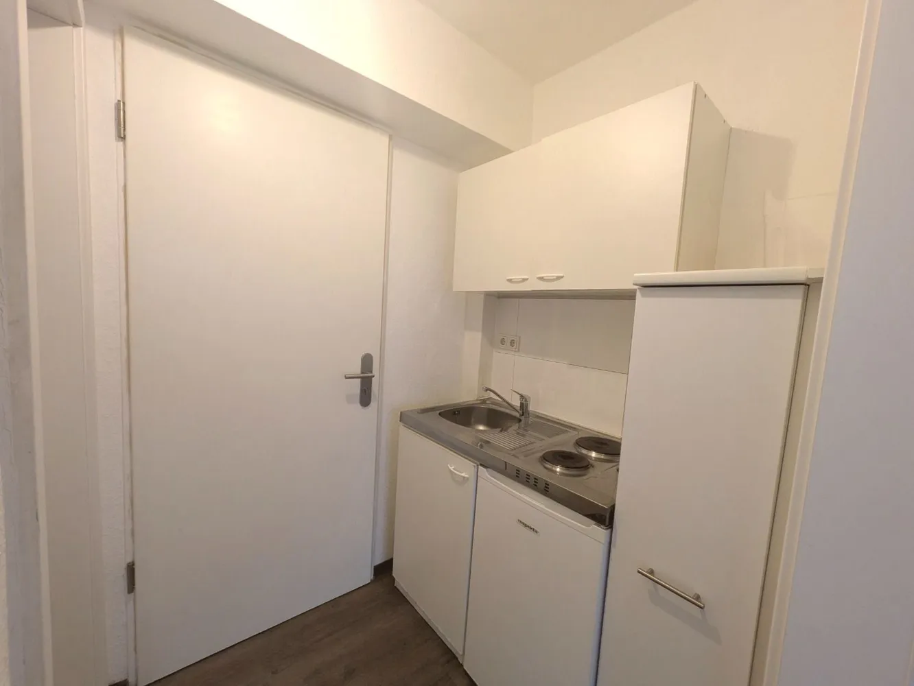 1 room apartment with 21 m² in Cologne – Photo 2