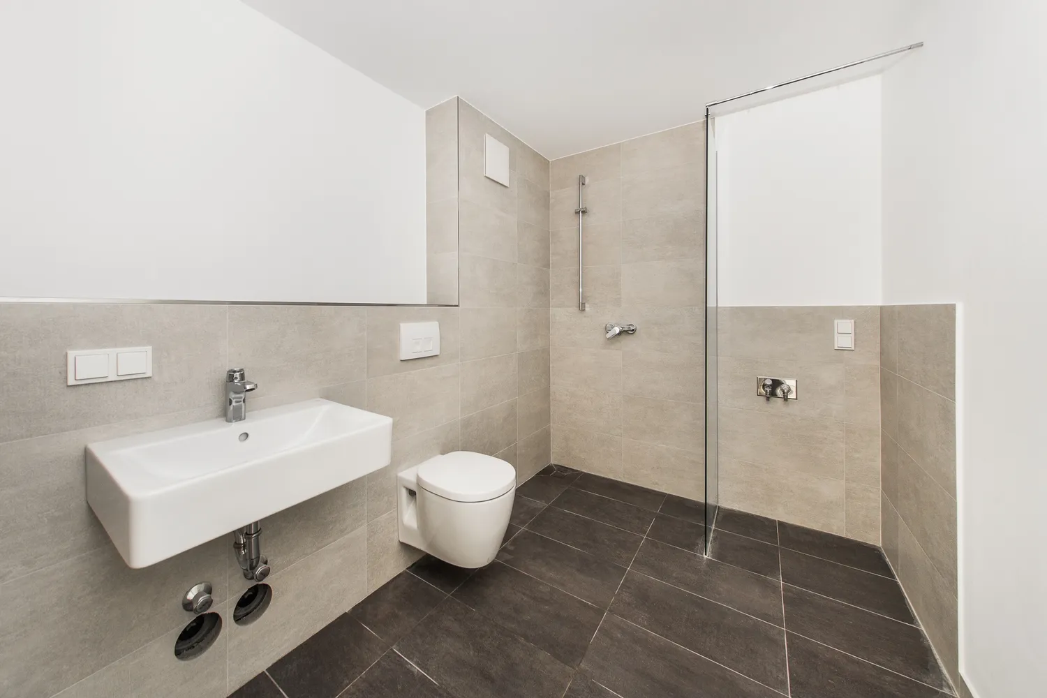 2 room apartment with 70 m² in Berlin – Photo 6
