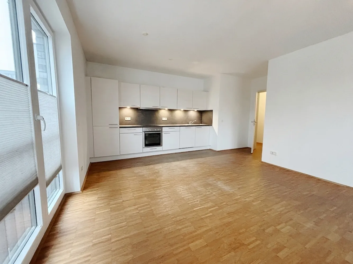 4 Zimmer Wohnung mit 107 m² in Hamburg – Bild 2