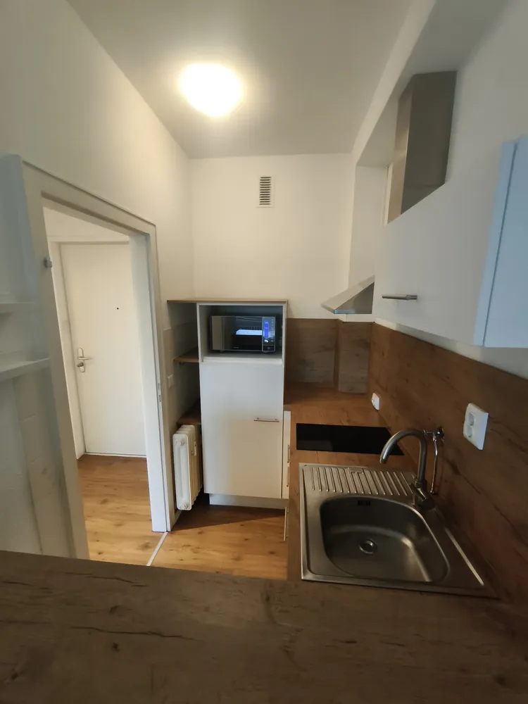 1 Zimmer Wohnung mit 33 m² in Köln – Bild 3