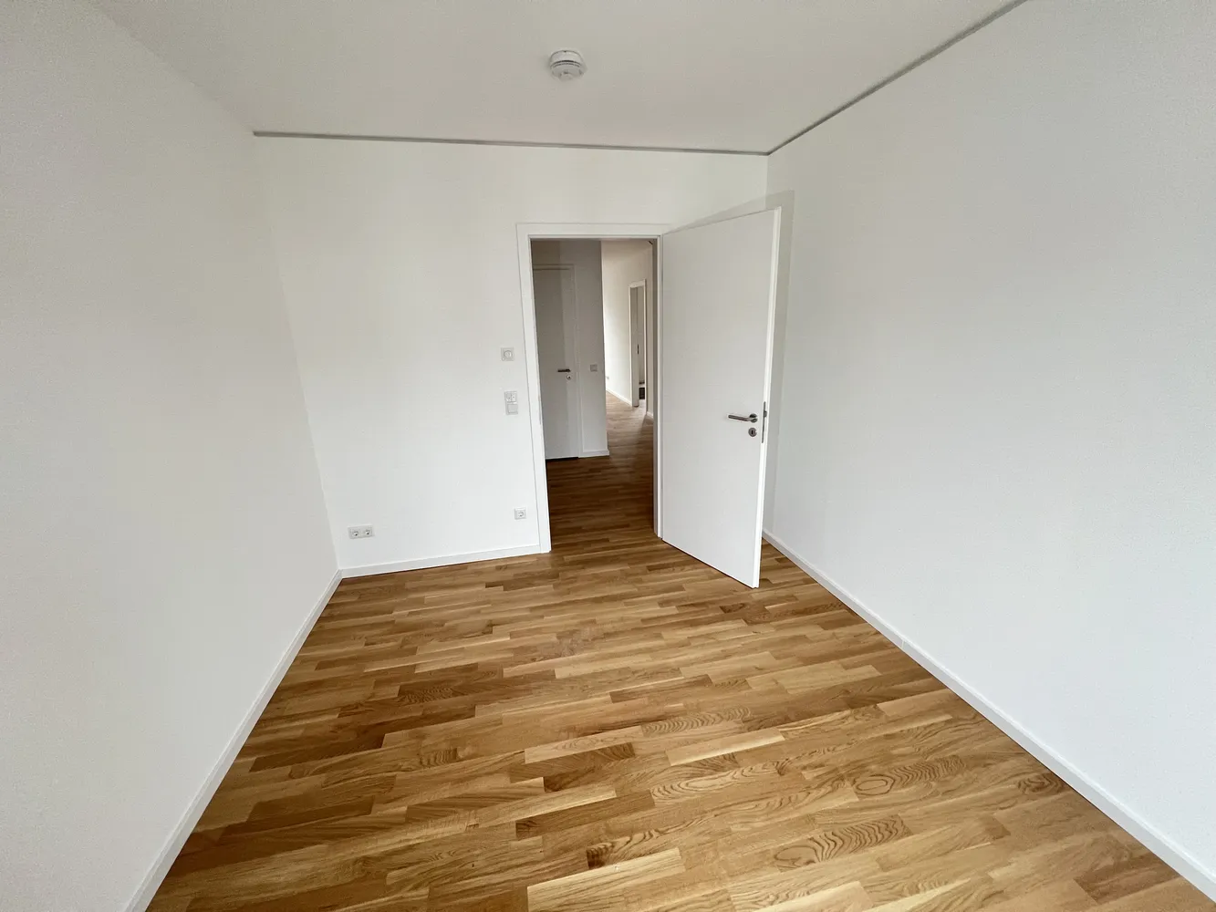 4 Zimmer Wohnung mit 107 m² in Magdeburg – Bild 12