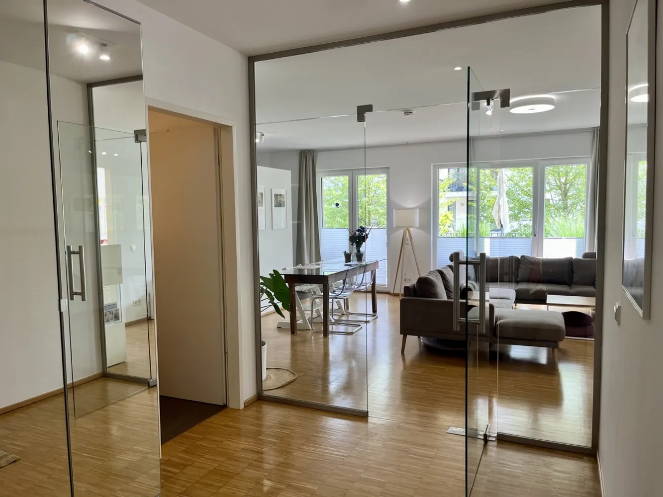 4 Zimmer Wohnung mit 121 m² in Düsseldorf – Bild 12