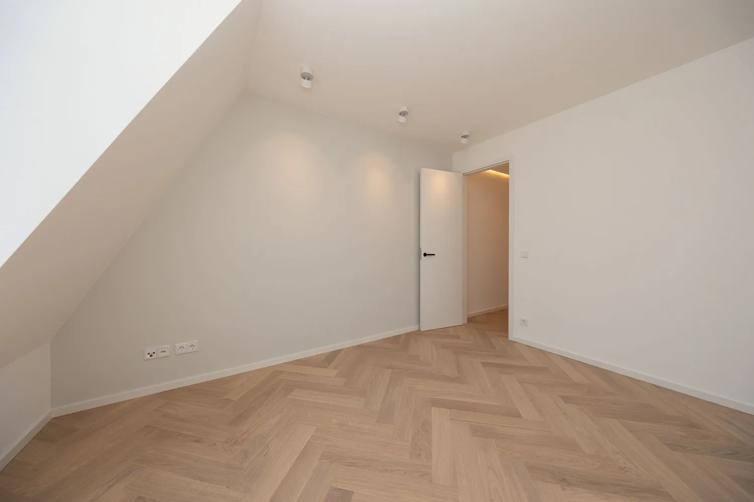3 Zimmer Wohnung mit 98 m² in München – Bild 11
