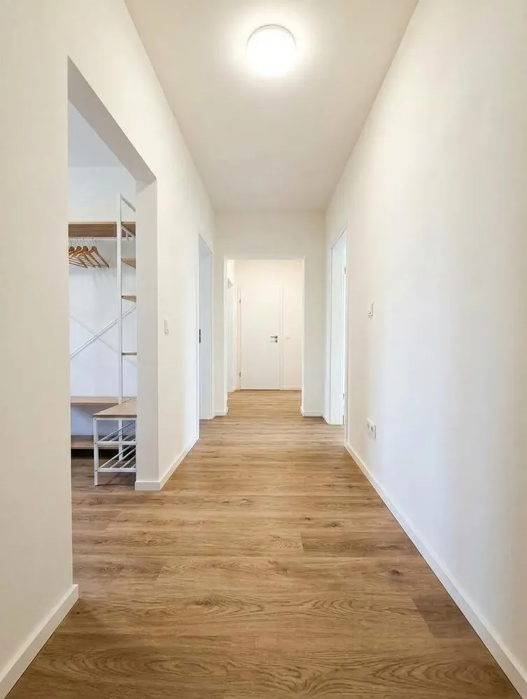 3 room apartment with 70 m² in Krefeld – Photo 3