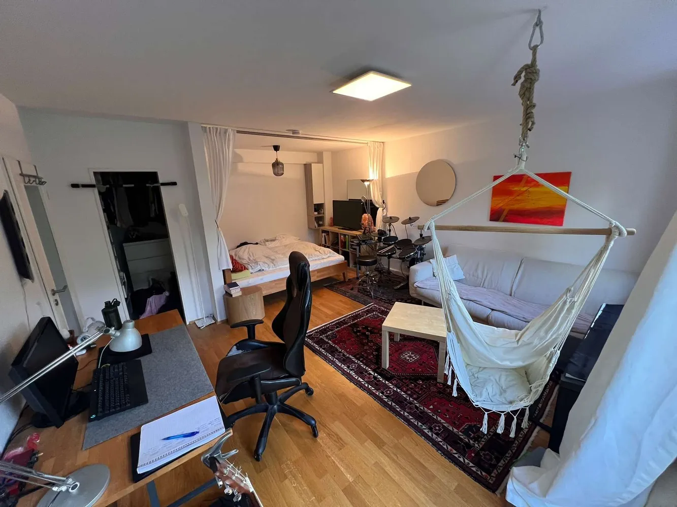 1 Zimmer Wohnung mit 50 m² in Köln – Bild 2