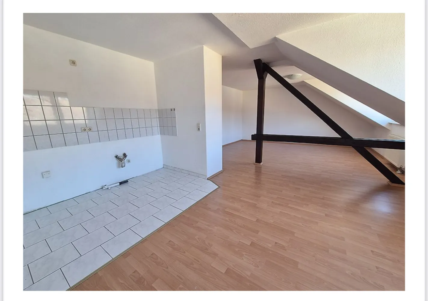 3 Zimmer Wohnung mit 80 m² in Erfurt – Bild 1