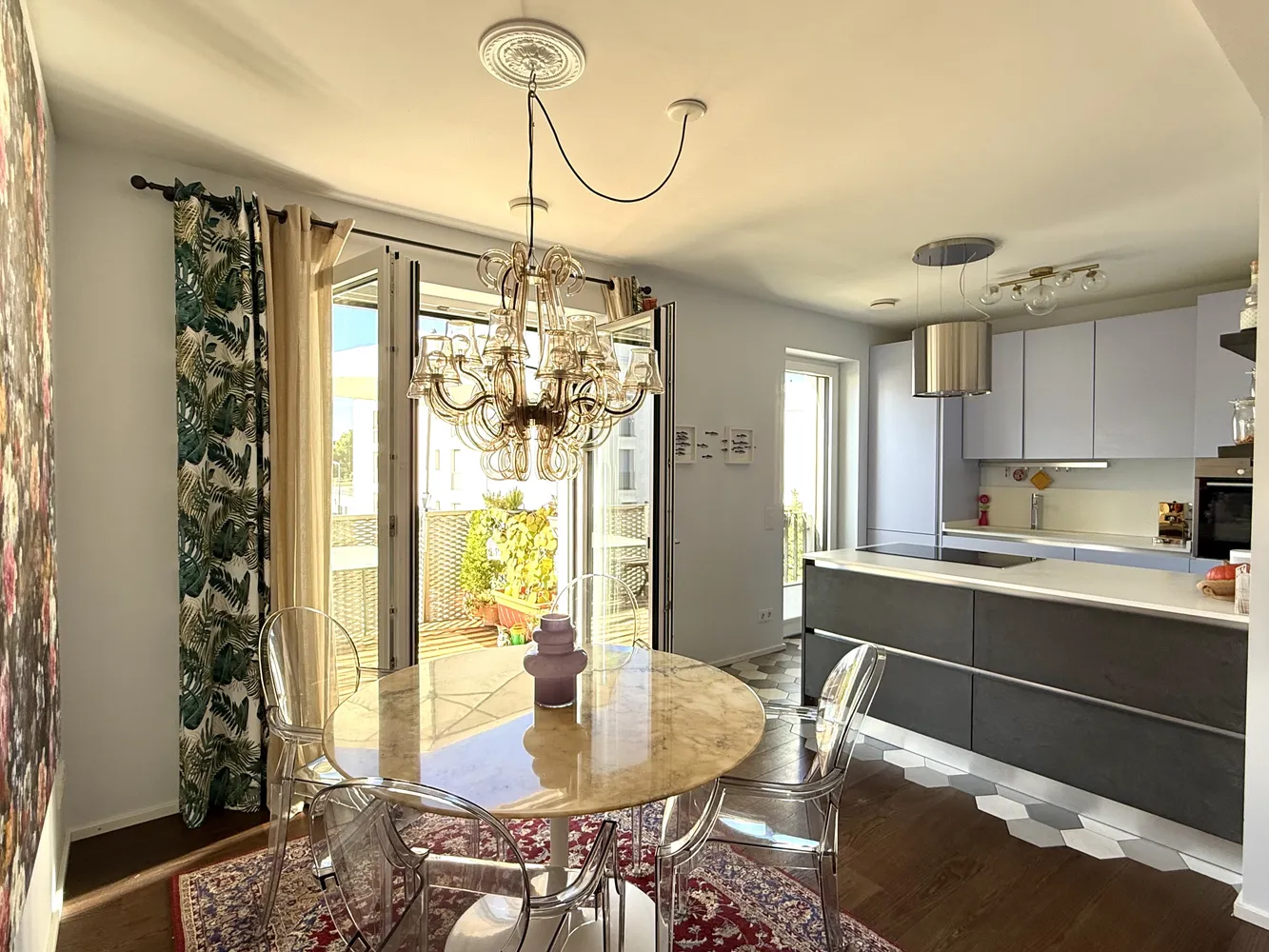 4 Zimmer Wohnung mit 95 m² in München – Bild 3