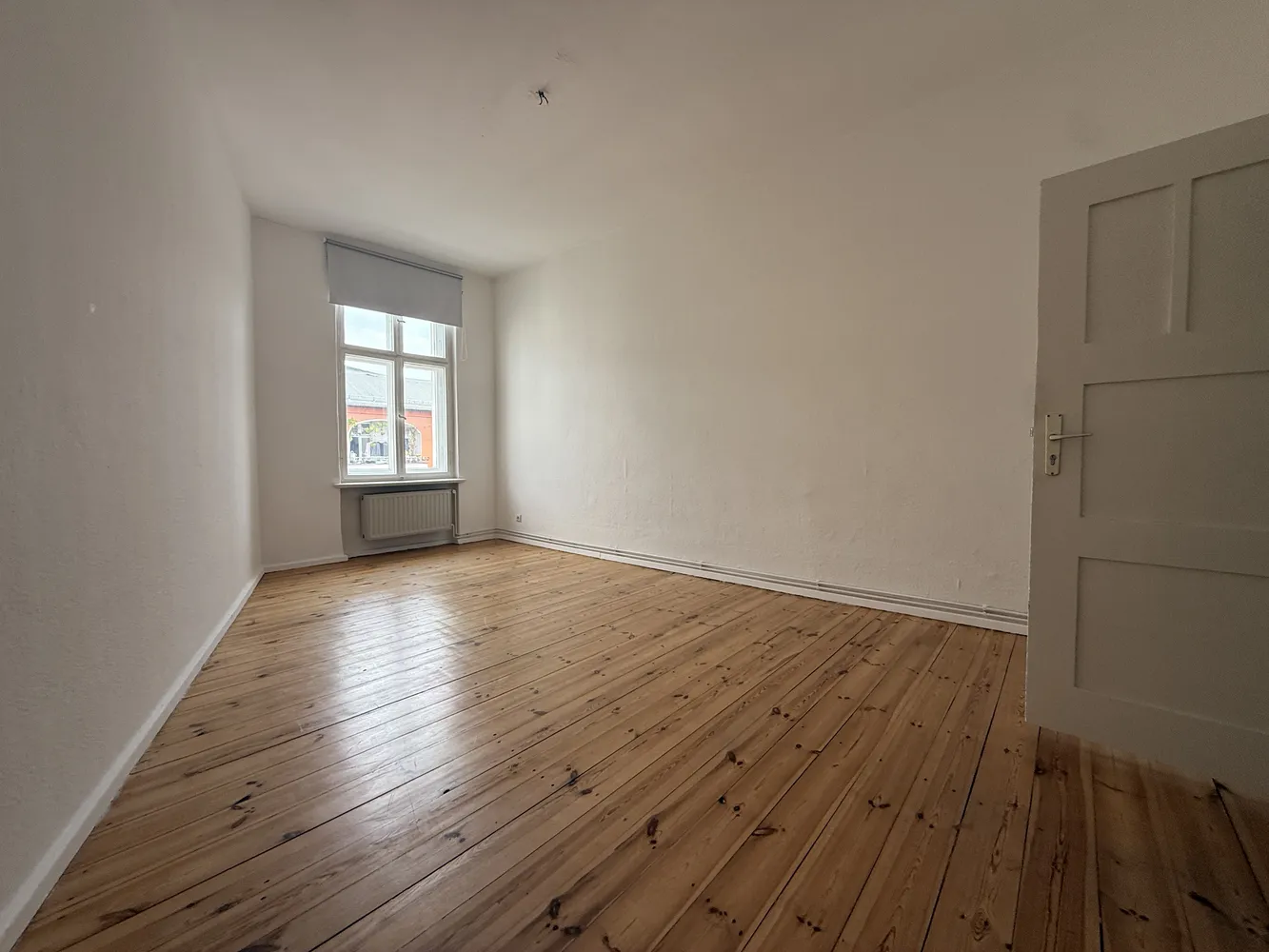 2 Zimmer Wohnung mit 89 m² in Berlin – Bild 1