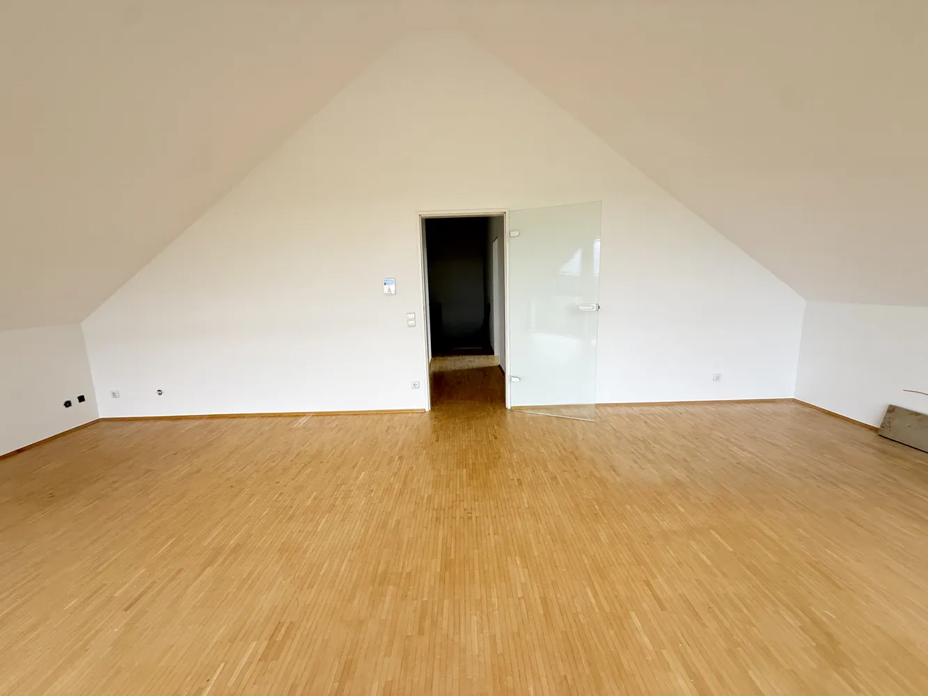 6 Zimmer Wohnung mit 155 m² in Bonn – Bild 2