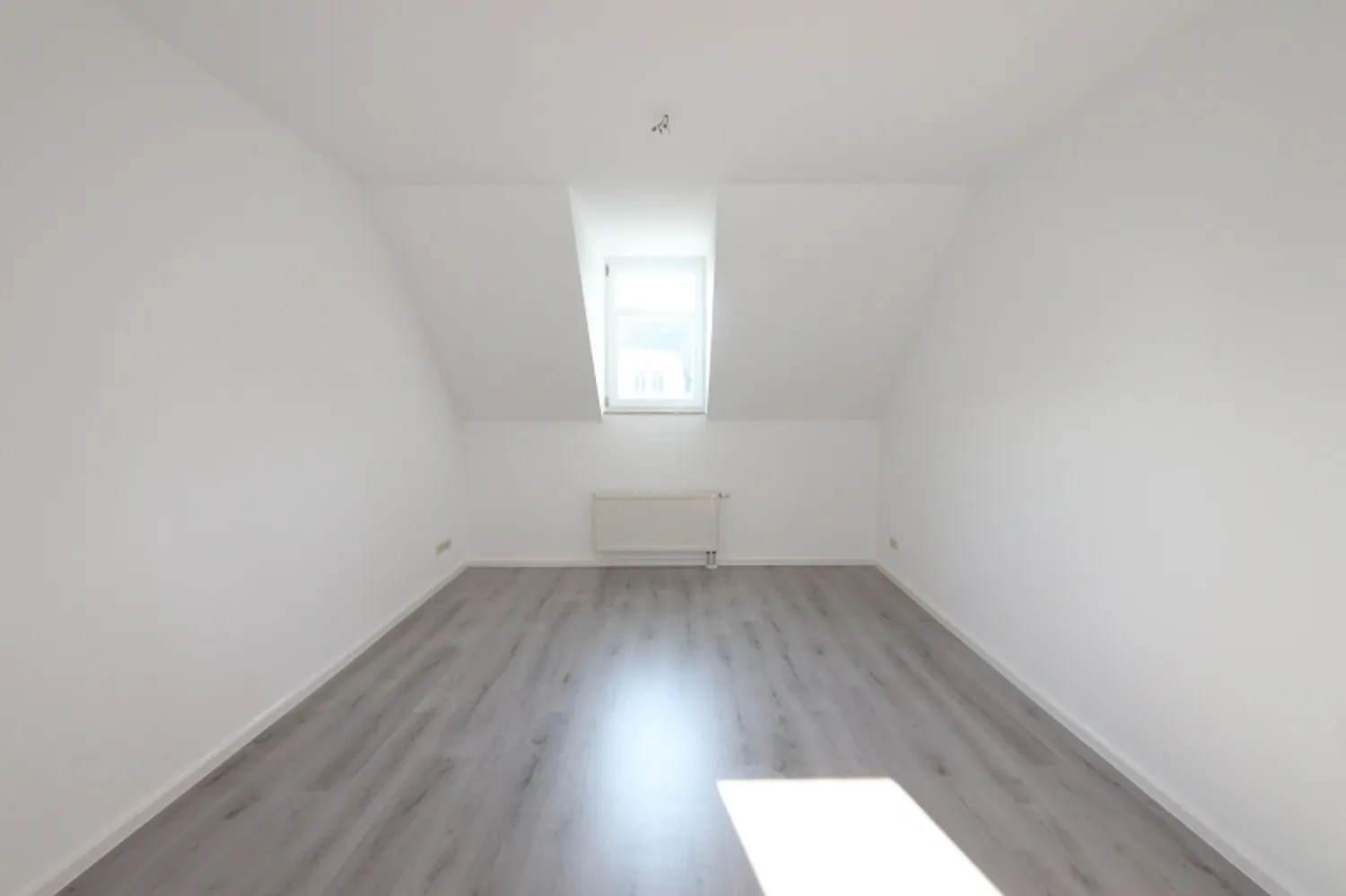 3 room apartment with 82 m² in Chemnitz – Photo 8