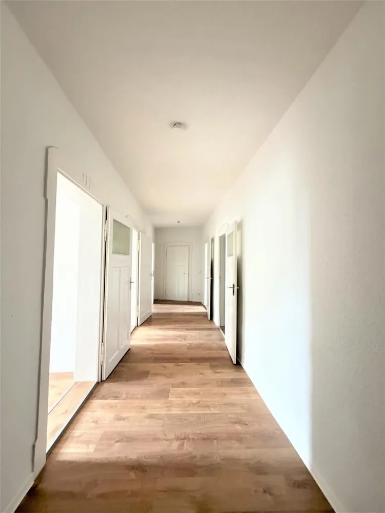 4 Zimmer Wohnung mit 96 m² in Chemnitz – Bild 2
