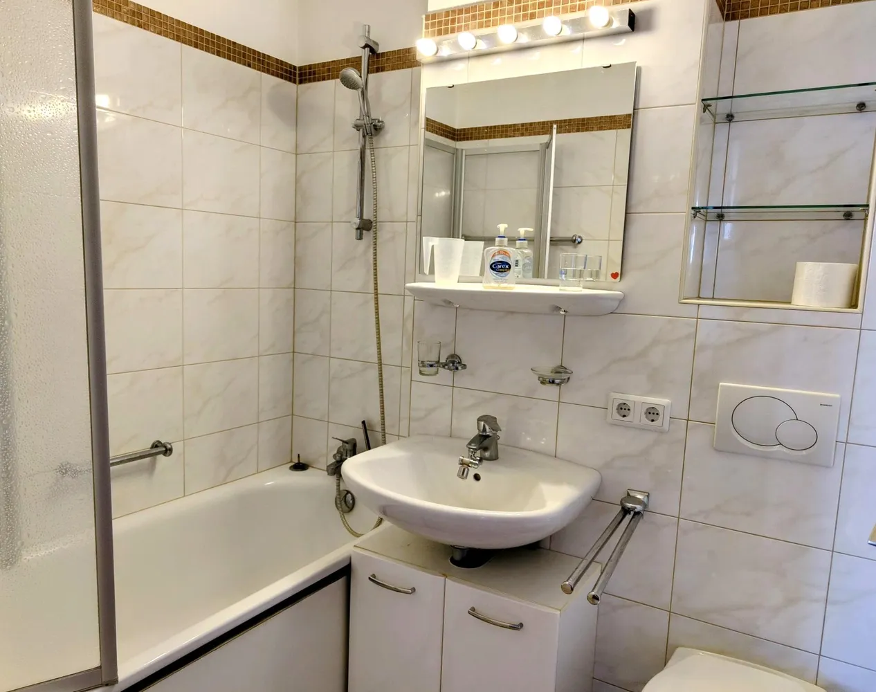 2 Zimmer Wohnung mit 60 m² in München – Bild 11