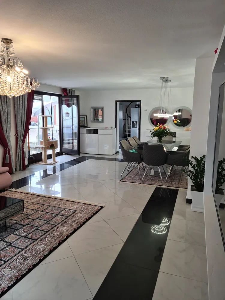 4 Zimmer Wohnung mit 145 m² in Darmstadt – Bild 2