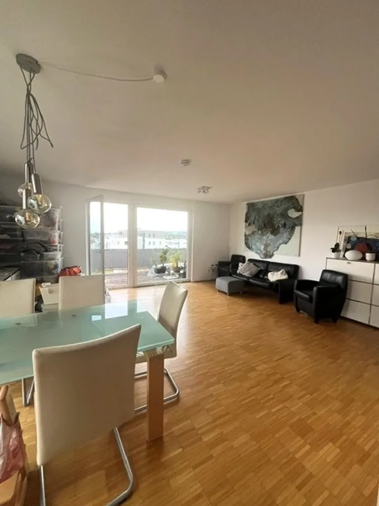 4 Zimmer Wohnung mit 124 m² in Wiesbaden – Bild 3