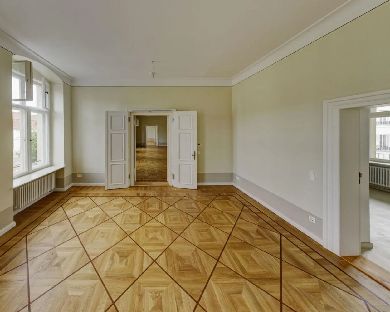 7 Zimmer Wohnung mit 390 m² in Potsdam – Bild 5