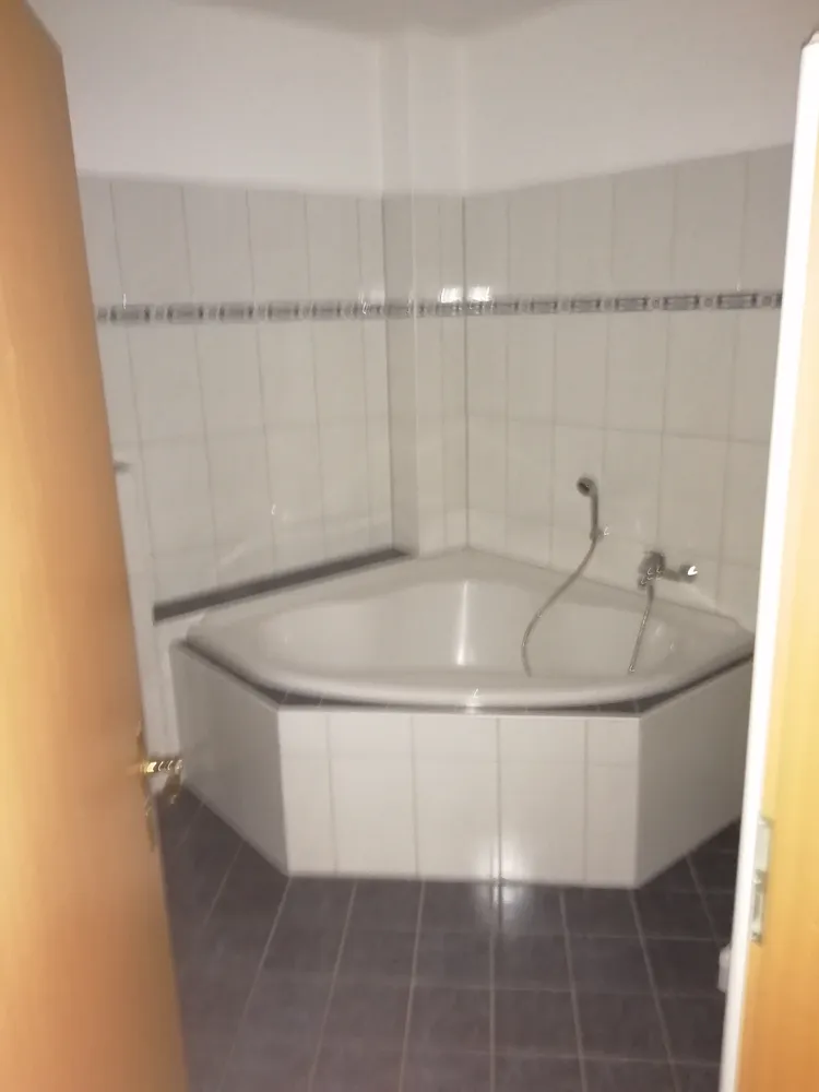 3 Zimmer Wohnung mit 97 m² in Halle (Saale) – Bild 5
