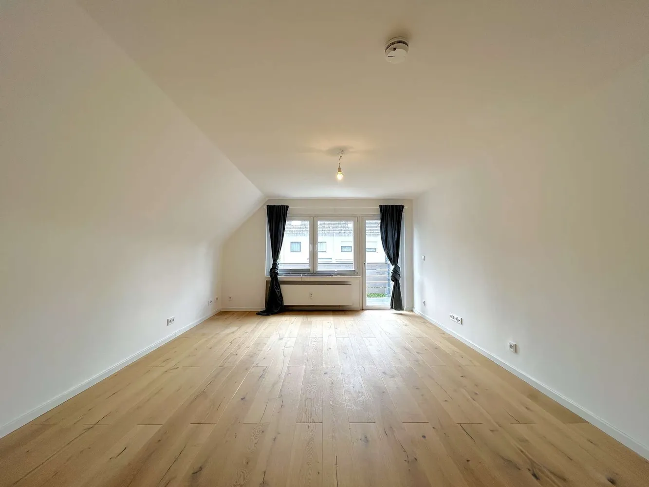 4 Zimmer Wohnung mit 87 m² in Hannover – Bild 1