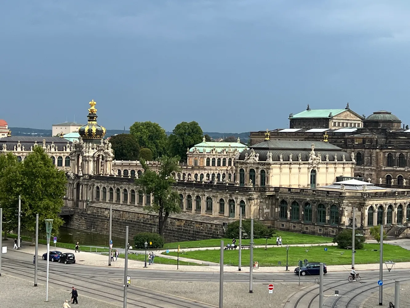 3 Zimmer Wohnung mit 114 m² in Dresden – Bild 1