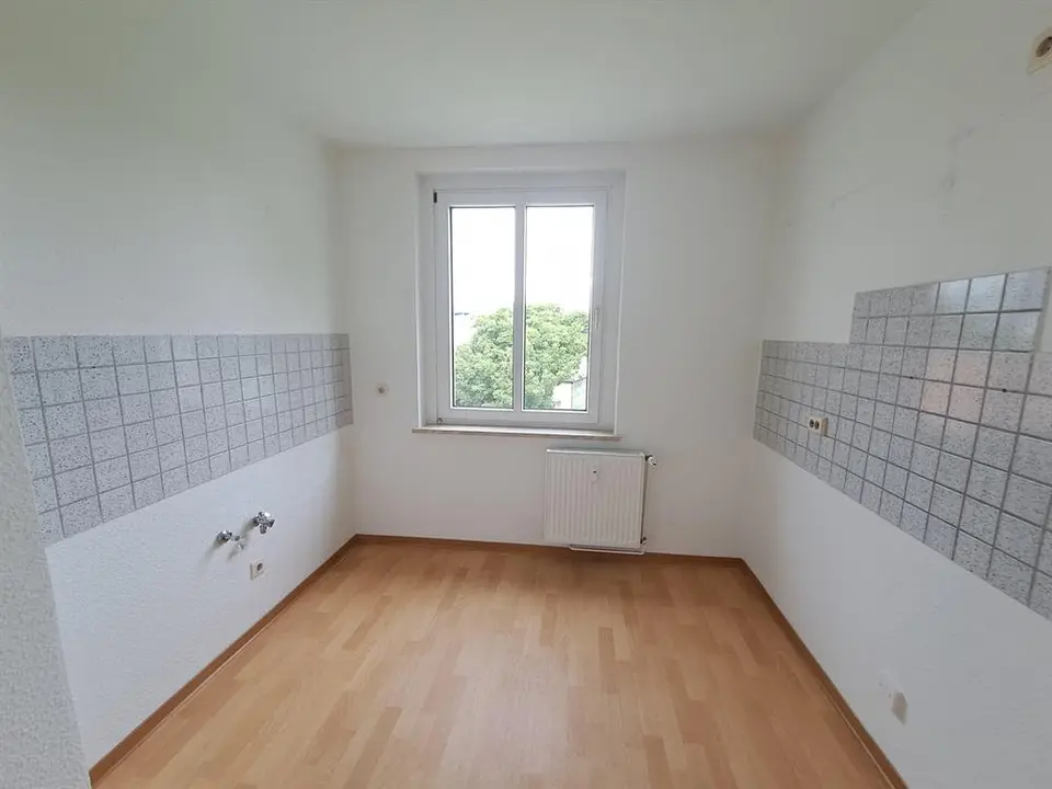 3 Zimmer Wohnung mit 66 m² in Bitterfeld-Wolfen – Bild 3