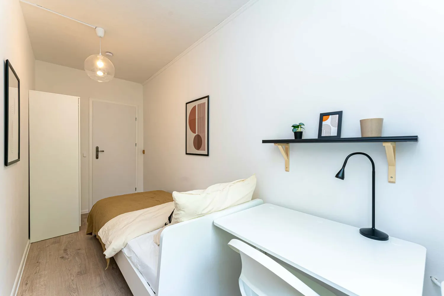 Shared room with 8 m² in Berlin – Photo 8
