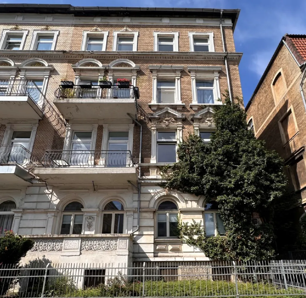 5 Zimmer Wohnung mit 145 m² in Braunschweig – Bild 1