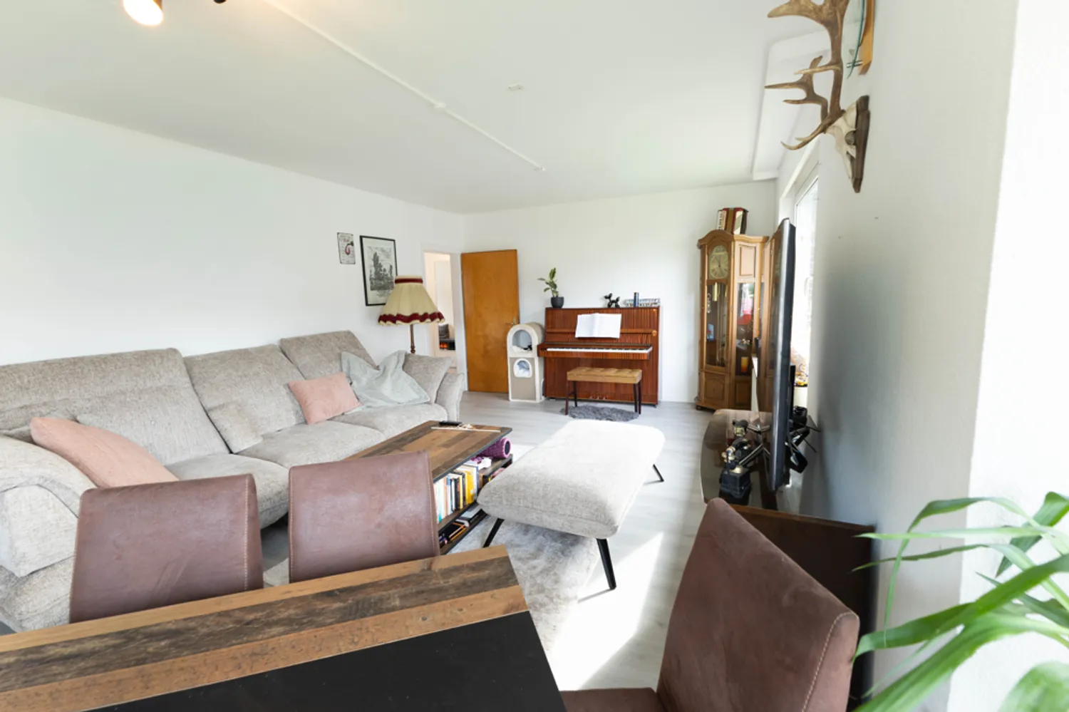 3 Zimmer Wohnung mit 80 m² in Heide – Bild 2