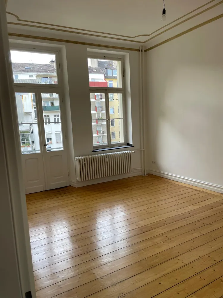 6 Zimmer Wohnung mit 175 m² in Düsseldorf – Bild 4