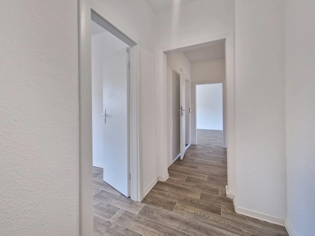 4 Zimmer Wohnung mit 77 m² in Dresden – Bild 4
