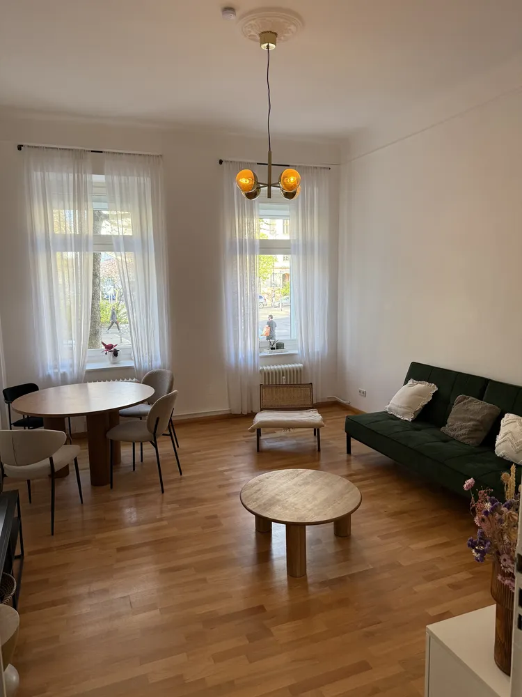2 Zimmer Wohnung mit 69 m² in Berlin – Bild 1