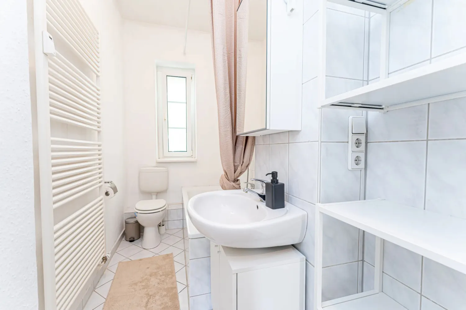 Shared room with 10 m² in Berlin – Photo 4
