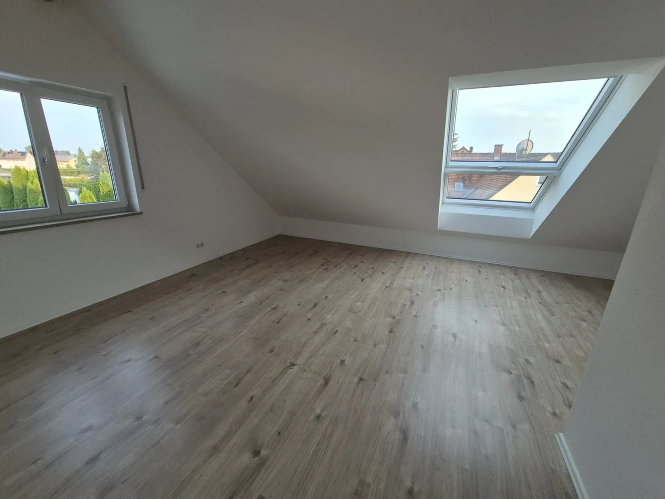 4 Zimmer Wohnung mit 104 m² in München – Bild 3