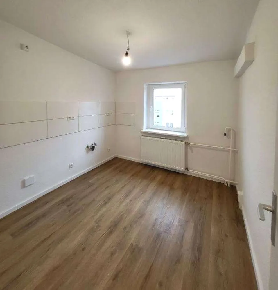 4 Zimmer Wohnung mit 80 m² in Magdeburg – Bild 2