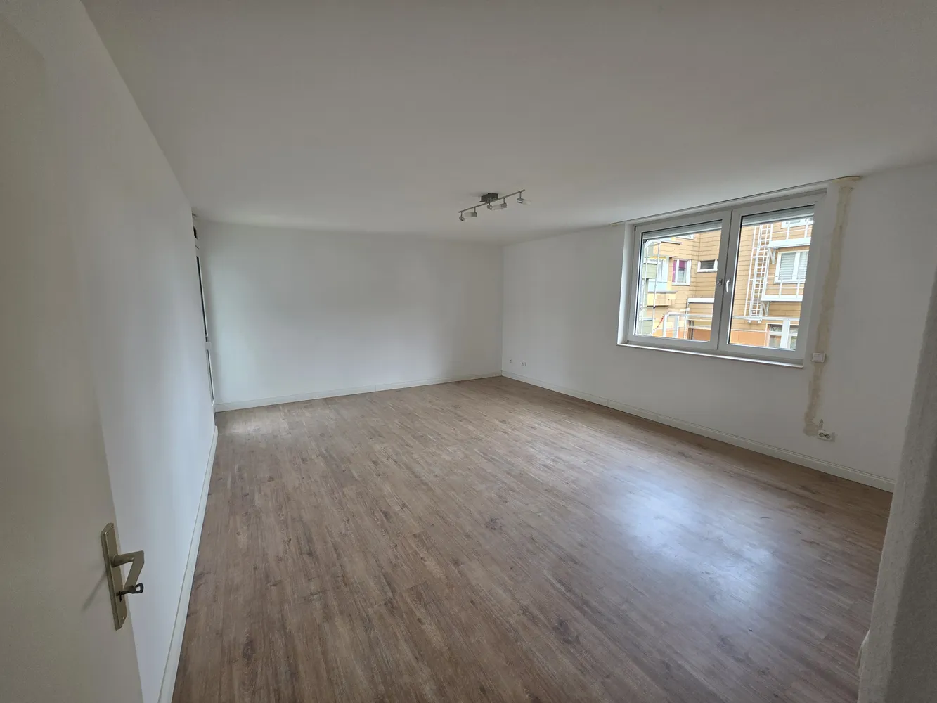 3 Zimmer Wohnung mit 76 m² in Köln – Bild 9