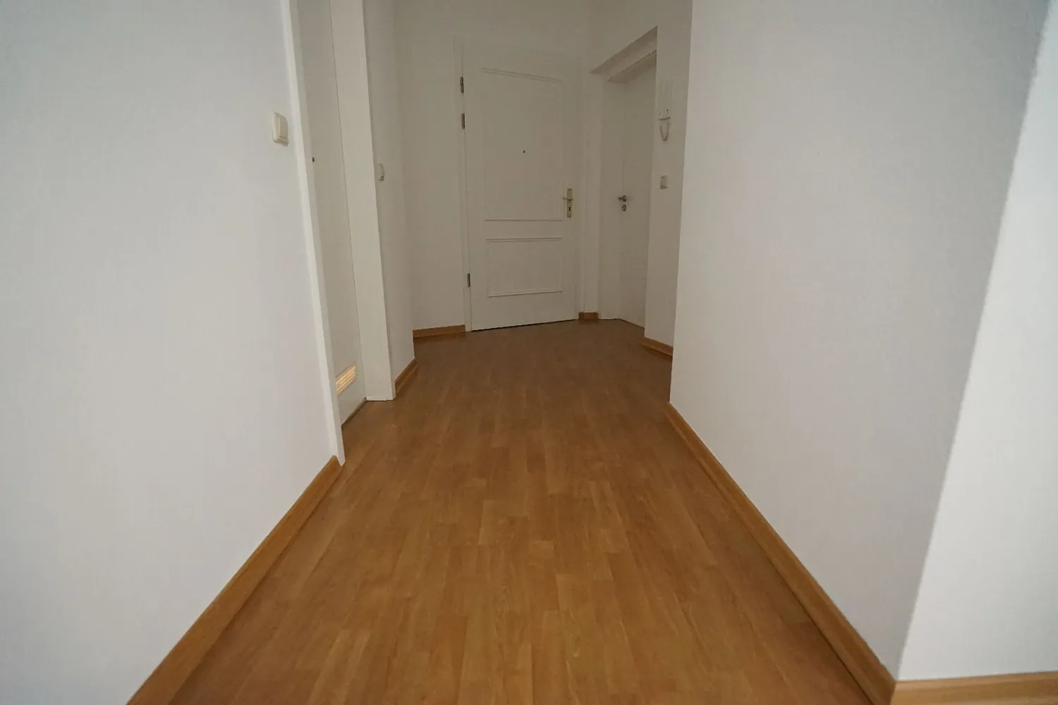2 Zimmer Wohnung mit 77 m² in Dresden – Bild 10