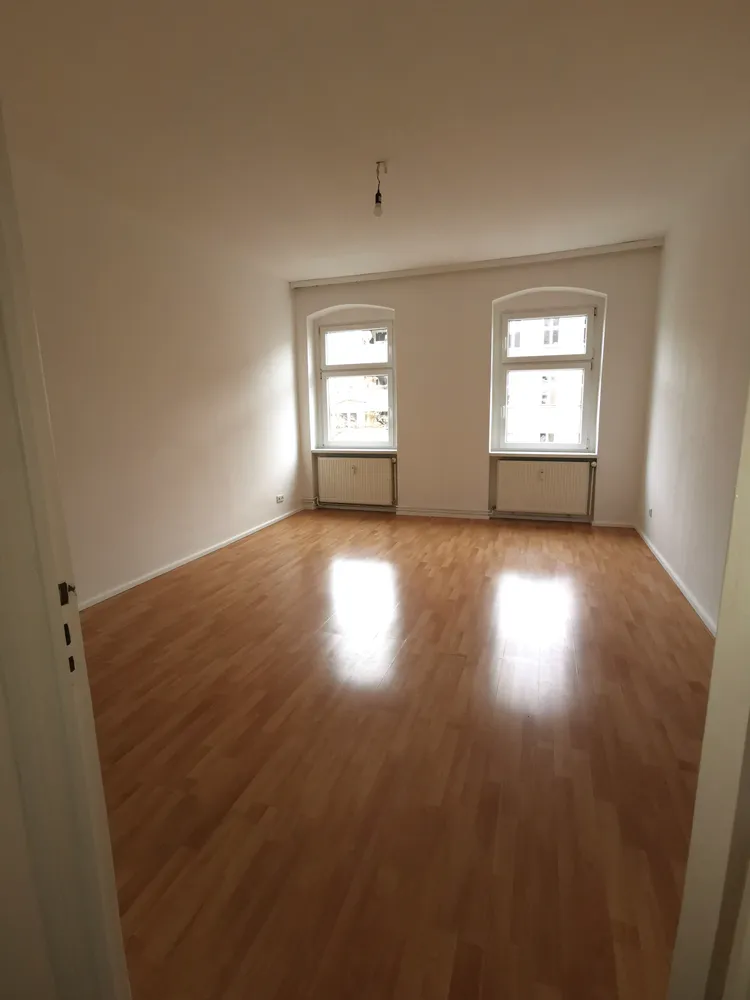 5 Zimmer Wohnung mit 104 m² in Berlin – Bild 2