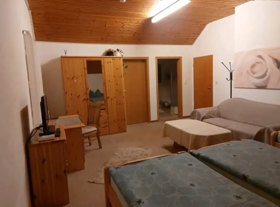 Studio mit 50 m² in Leer – Bild 1