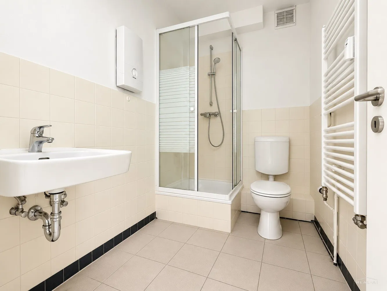 4 Zimmer Wohnung mit 120 m² in Krefeld – Bild 7