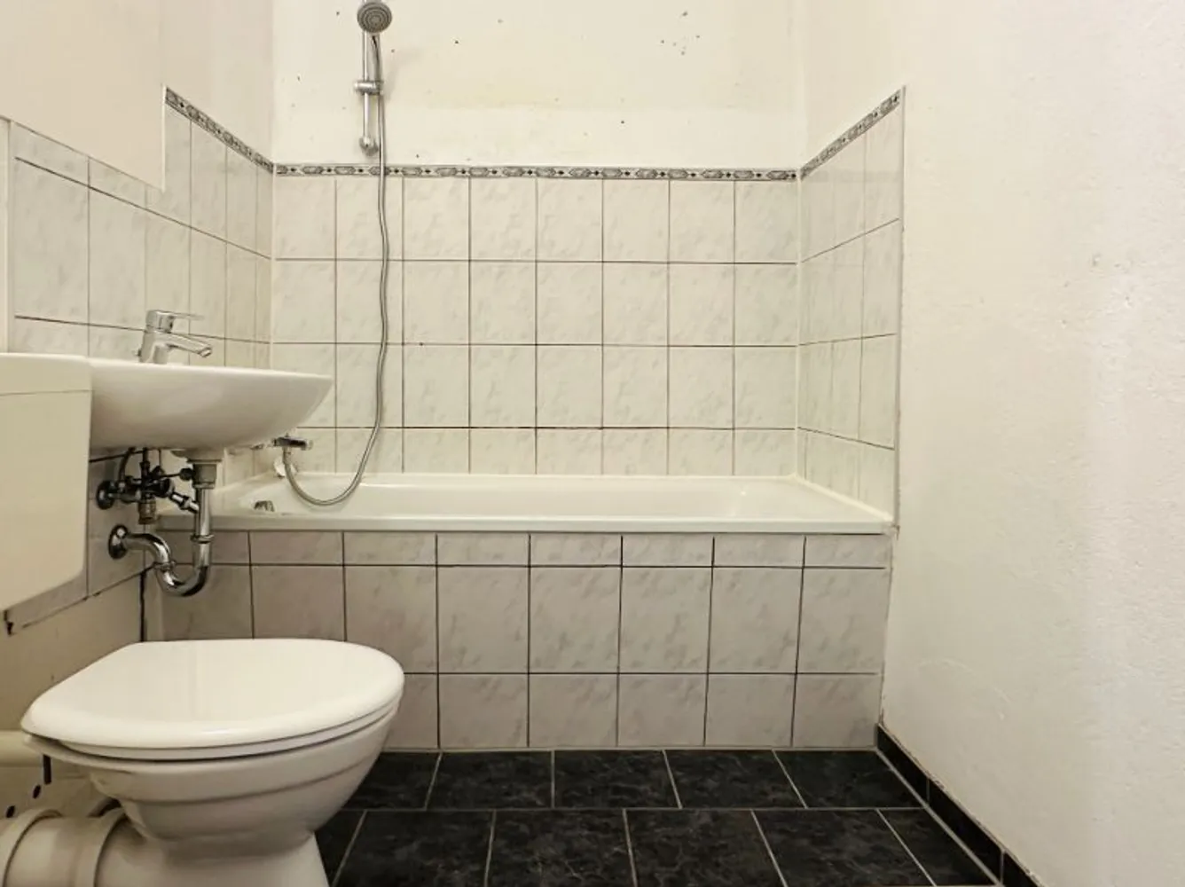 1 Zimmer Wohnung mit 33 m² in Freital – Bild 12