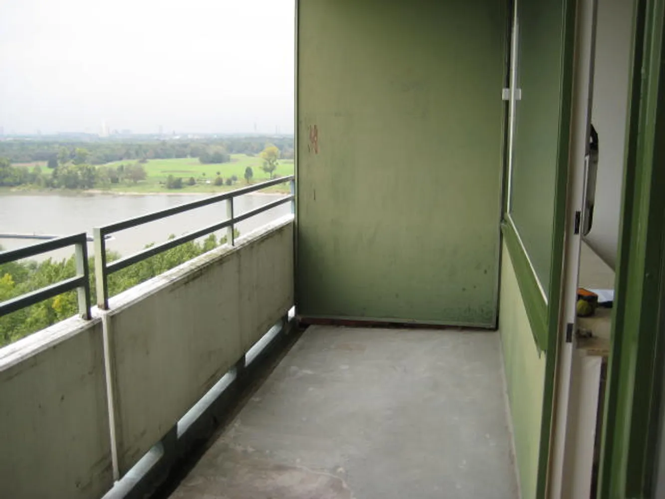 1 Zimmer Wohnung mit 38 m² in Köln – Bild 10