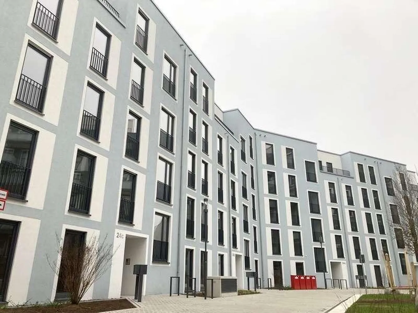 5 Zimmer Wohnung mit 117 m² in Düsseldorf – Bild 1