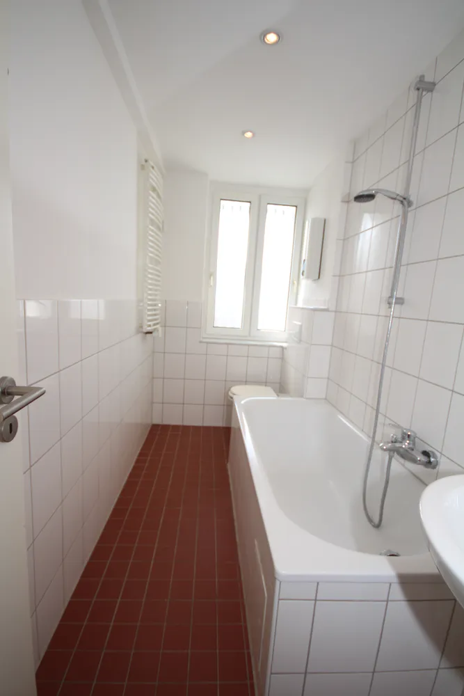 2 room apartment with 38 m² in Düsseldorf – Photo 4
