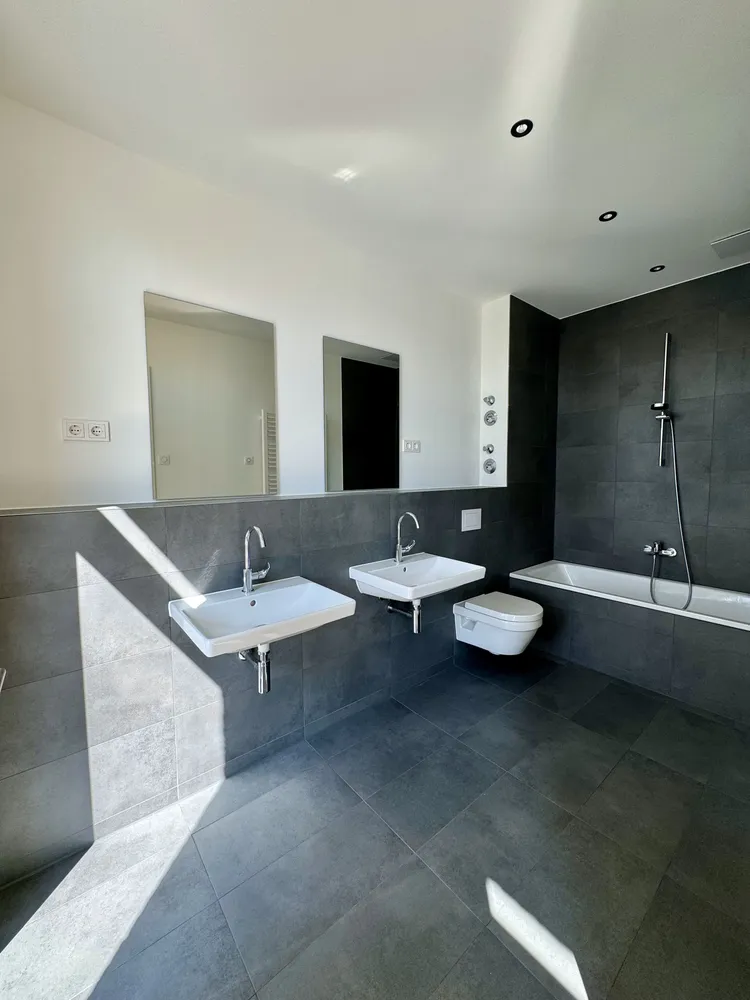 4 Zimmer Wohnung mit 134 m² in Hamburg – Bild 9