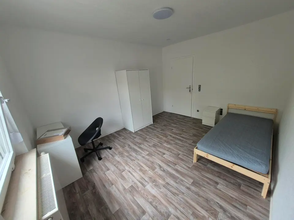 WG-Zimmer mit 11 m² in Stuttgart – Bild 2
